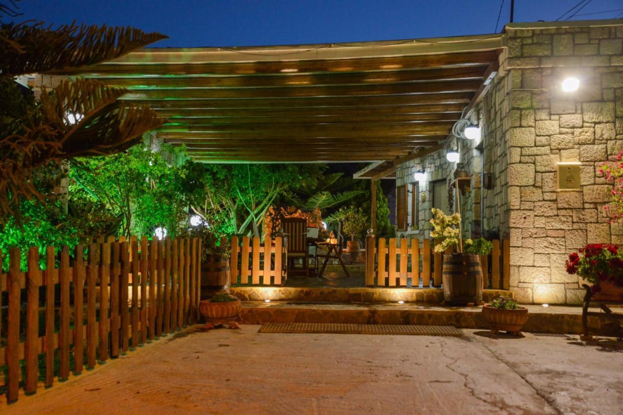 Emilia'S Little Farmhouses Agioi Anargyroi  Exteriér fotografie