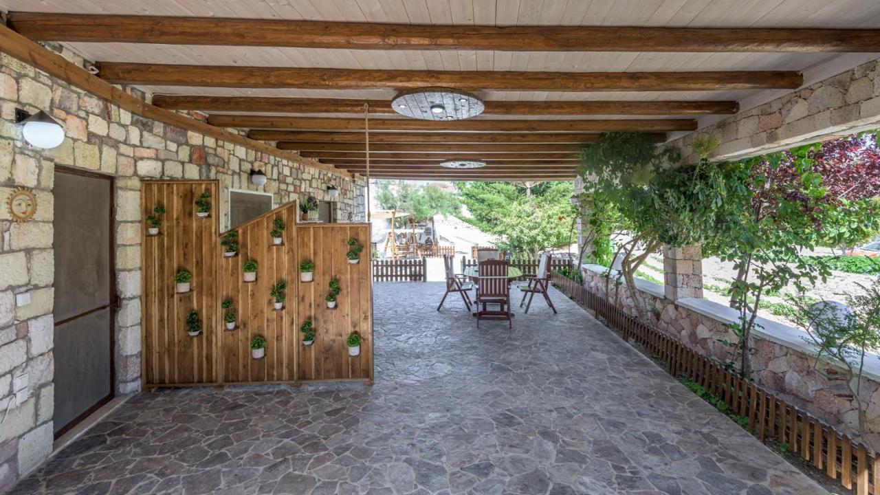 Emilia'S Little Farmhouses Agioi Anargyroi  Exteriér fotografie